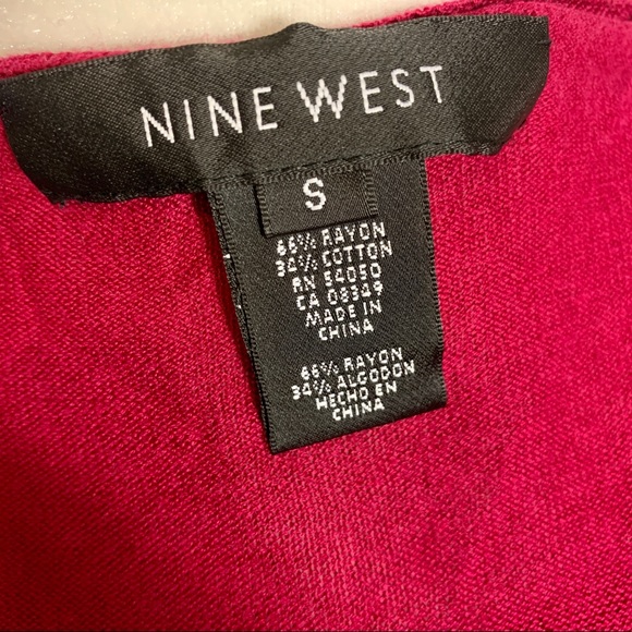 Gorgeous Nine West Sweater - Picture 4 of 4